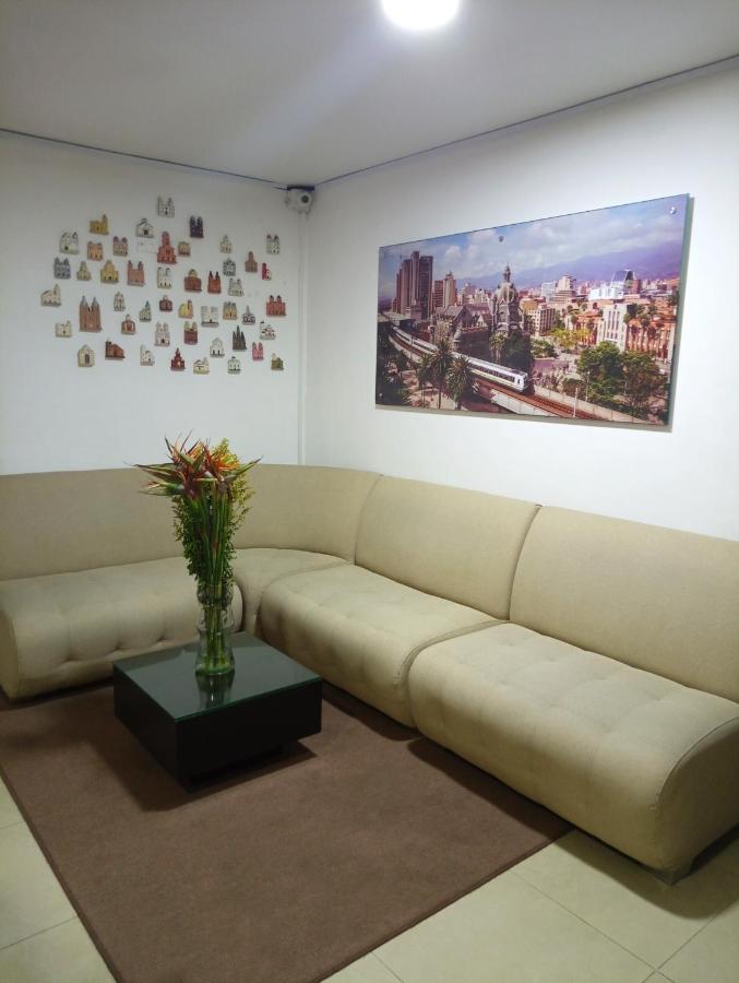 Hotel Girasol 70 メデジン エクステリア 写真